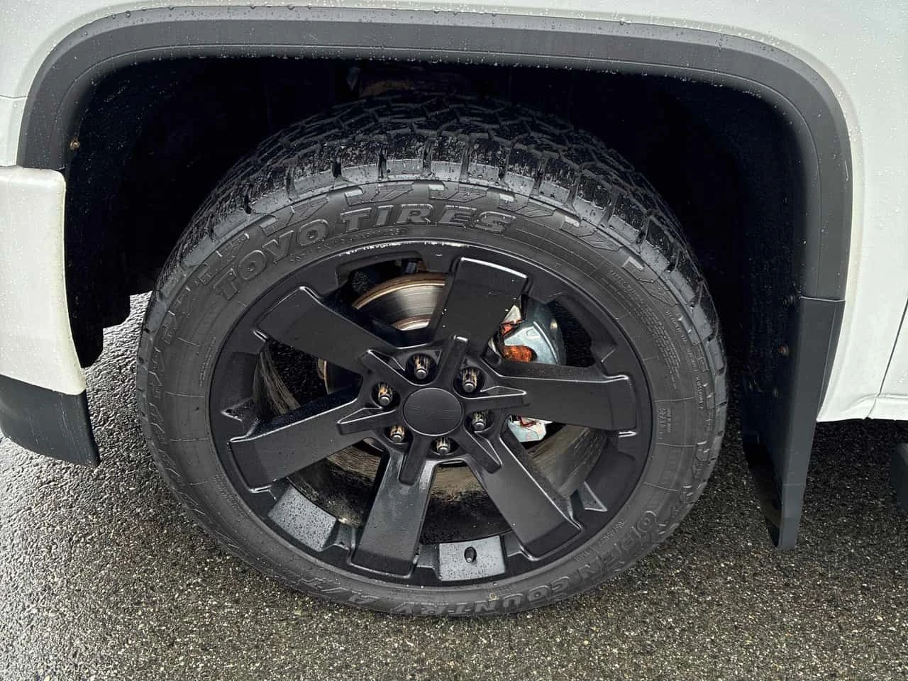 Gmc Sierra * Denali * PANO* KEYLESS* ПОДГРЕВ* , снимка 13 - Автомобили и джипове - 53830737