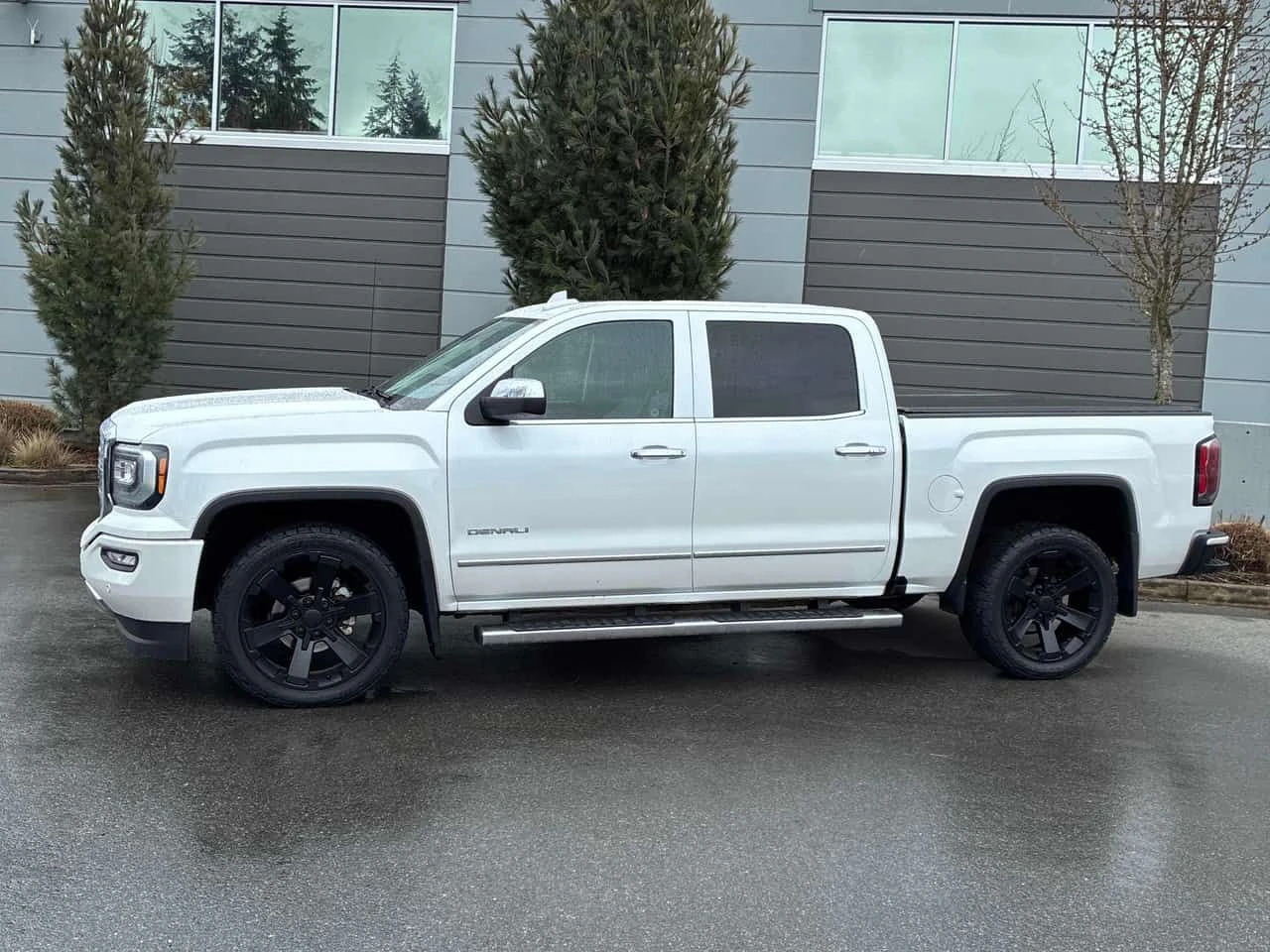 Gmc Sierra * Denali * PANO* KEYLESS* ПОДГРЕВ* , снимка 2 - Автомобили и джипове - 53830737