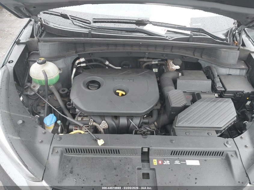 Hyundai Tucson 2.0l Se, снимка 10 - Автомобили и джипове - 54072143