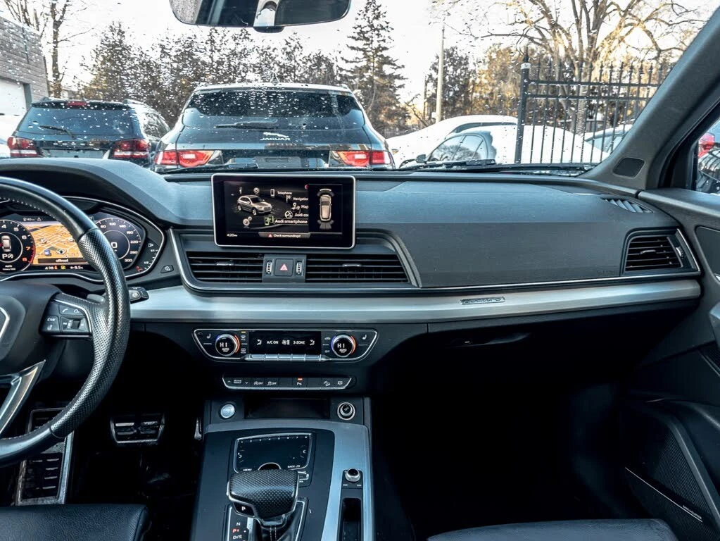 Audi Q5 Technik * HeadUp* АвтоКредит * (ЦЕНА ДО БГ), снимка 7 - Автомобили и джипове - 54161913