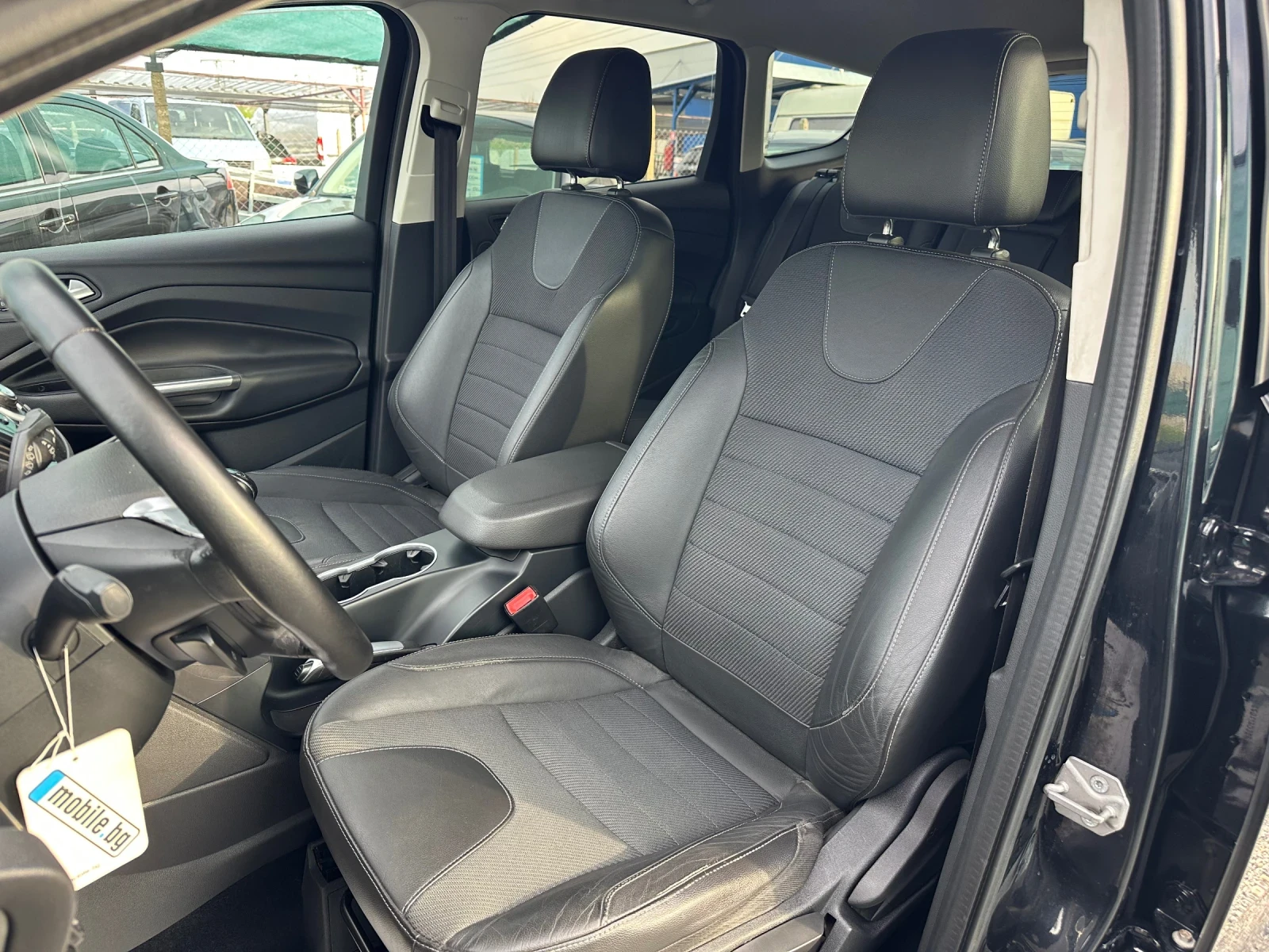 Ford Kuga 2.0TDCI 4x4, снимка 12 - Автомобили и джипове - 54419911