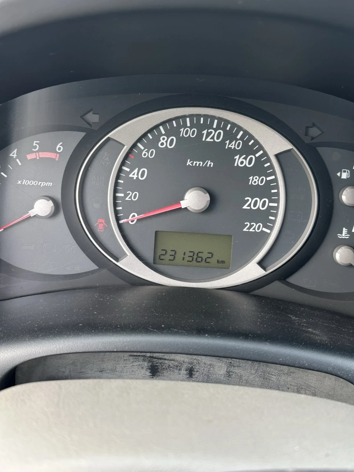 Hyundai Tucson 2.0crdi, снимка 6 - Автомобили и джипове - 54917591
