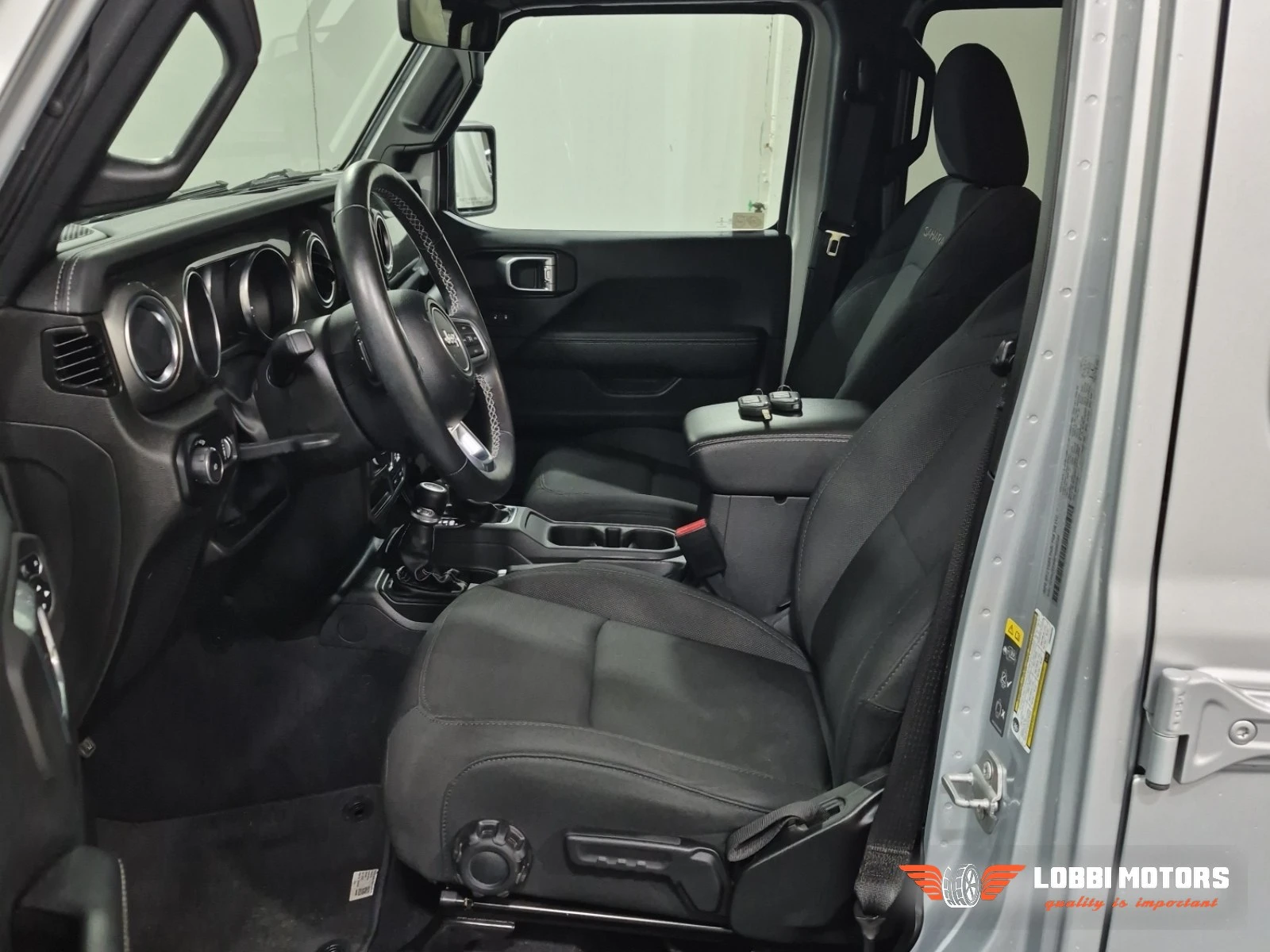 Jeep Wrangler, снимка 5 - Автомобили и джипове - 55928748