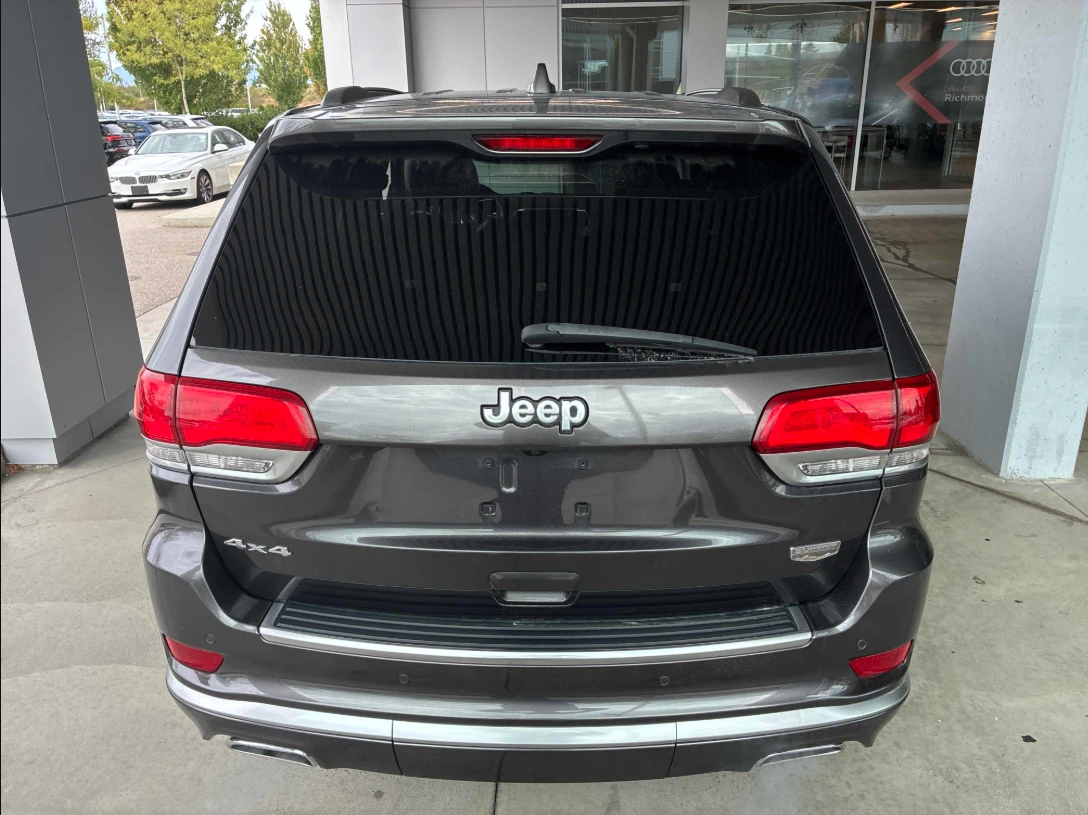 Jeep Grand cherokee SUMMIT* Обдух* Въздушно* H&K* Adaptive-Cruise* ПАН, снимка 3 - Автомобили и джипове - 55967590