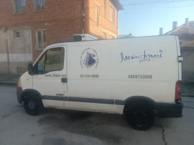 Renault Master 2.5 dci 100ps ХЛАДИЛЕН, снимка 2 - Бусове и автобуси - 53615072