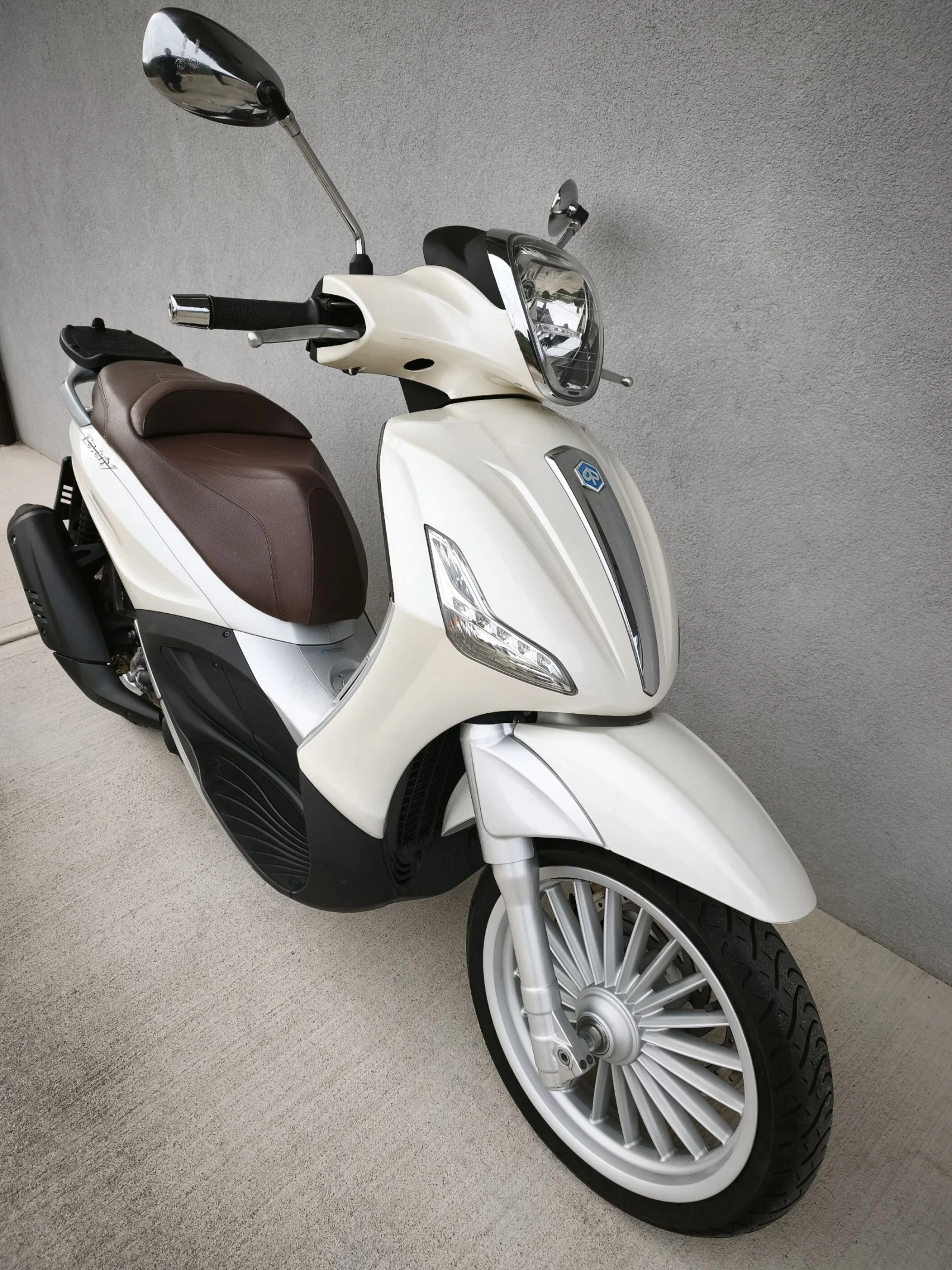 Piaggio Beverly 300 ie, 2014 година, ЛИЗИНГ , снимка 9 - Мотоциклети и мототехника - 55279862
