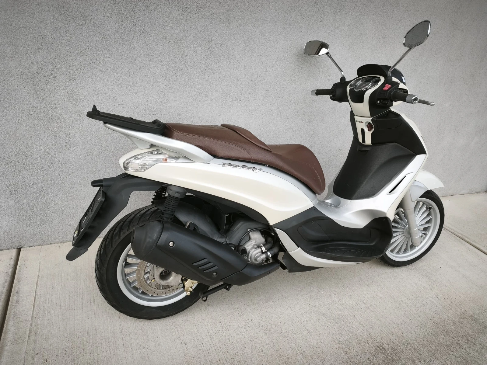 Piaggio Beverly 300 ie, 2014 година, ЛИЗИНГ , снимка 3 - Мотоциклети и мототехника - 55279862