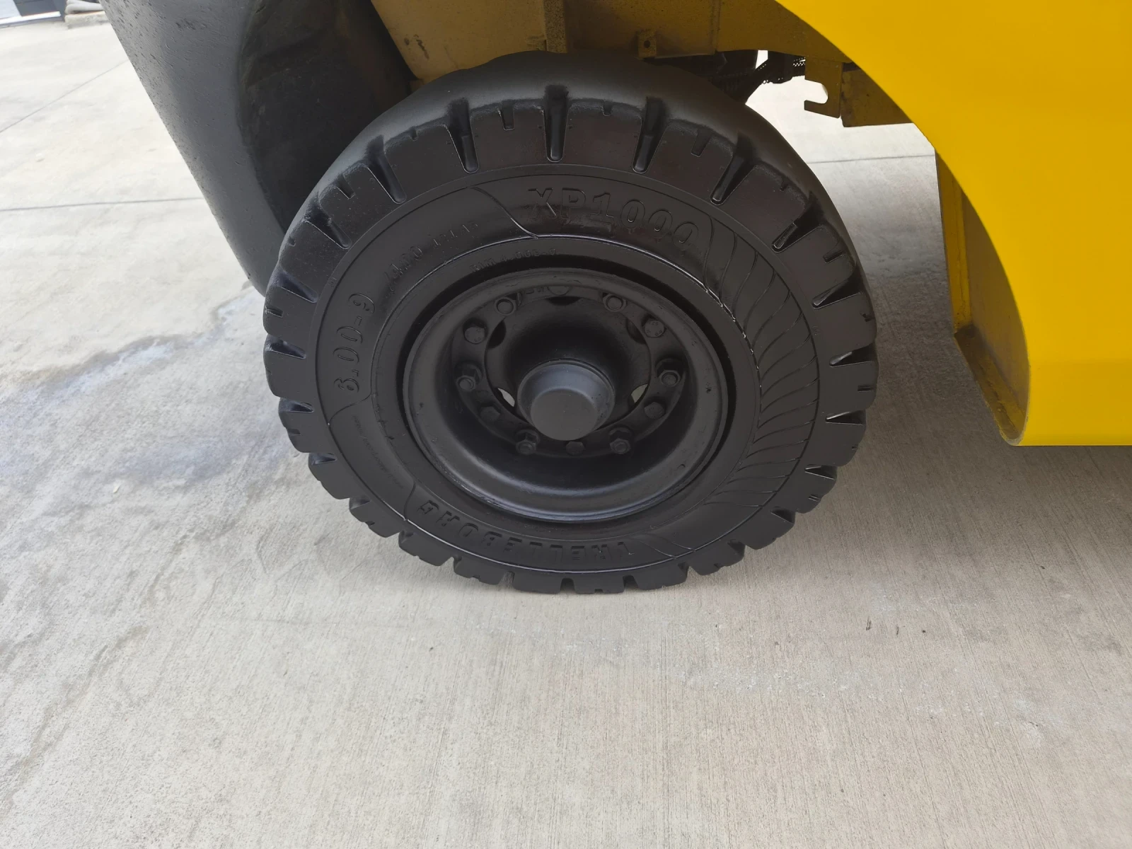 Мотокар Komatsu  5.5 м. / ИЗРАВТИТЕЛ И ПОЗИЦИОНЕР / АВТОМАТ / ГАЗ, снимка 17 - Индустриална техника - 55834258
