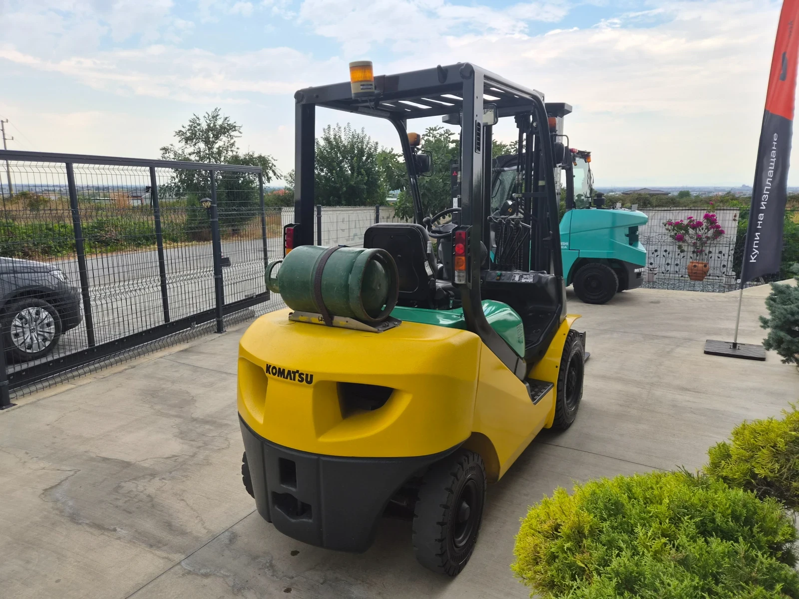 Мотокар Komatsu  5.5 м. / ИЗРАВТИТЕЛ И ПОЗИЦИОНЕР / АВТОМАТ / ГАЗ, снимка 5 - Индустриална техника - 55834258