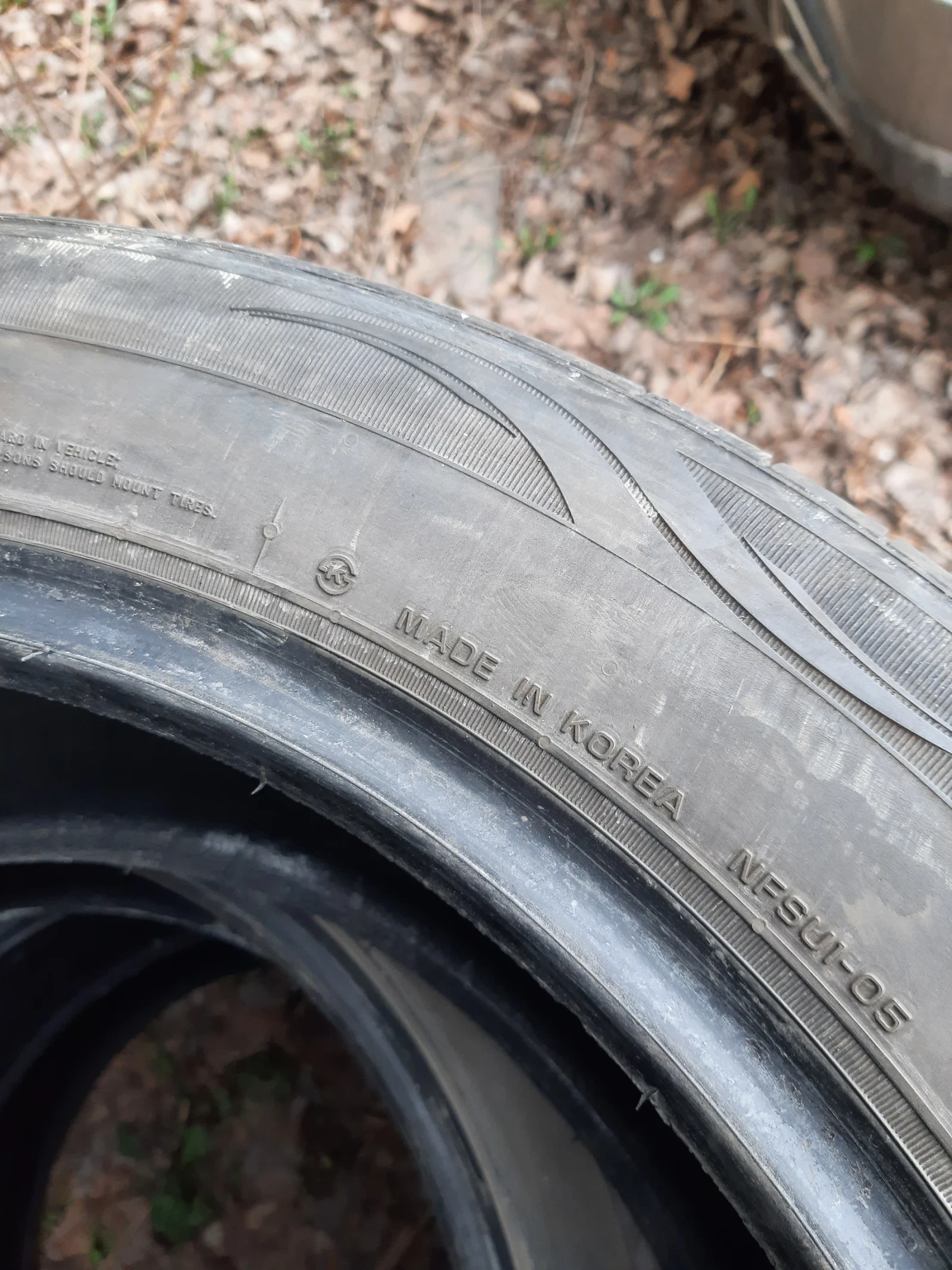Гуми Летни 215/55R17, снимка 4 - Гуми и джанти - 53997337
