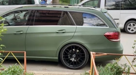 Mercedes-Benz E 300 231к.с. Bluetec 9-скорости, снимка 2
