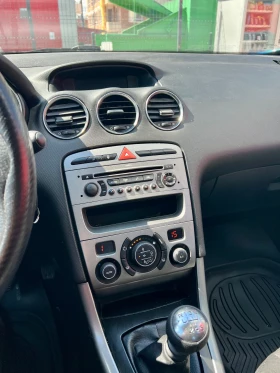 Peugeot 308 1.6 HDI Топ състояние!, снимка 12