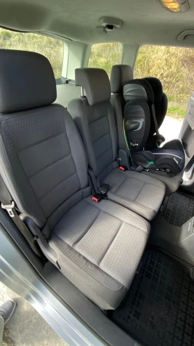 VW Touran - 3000 € / 5867.49 лв. - 30824233 5