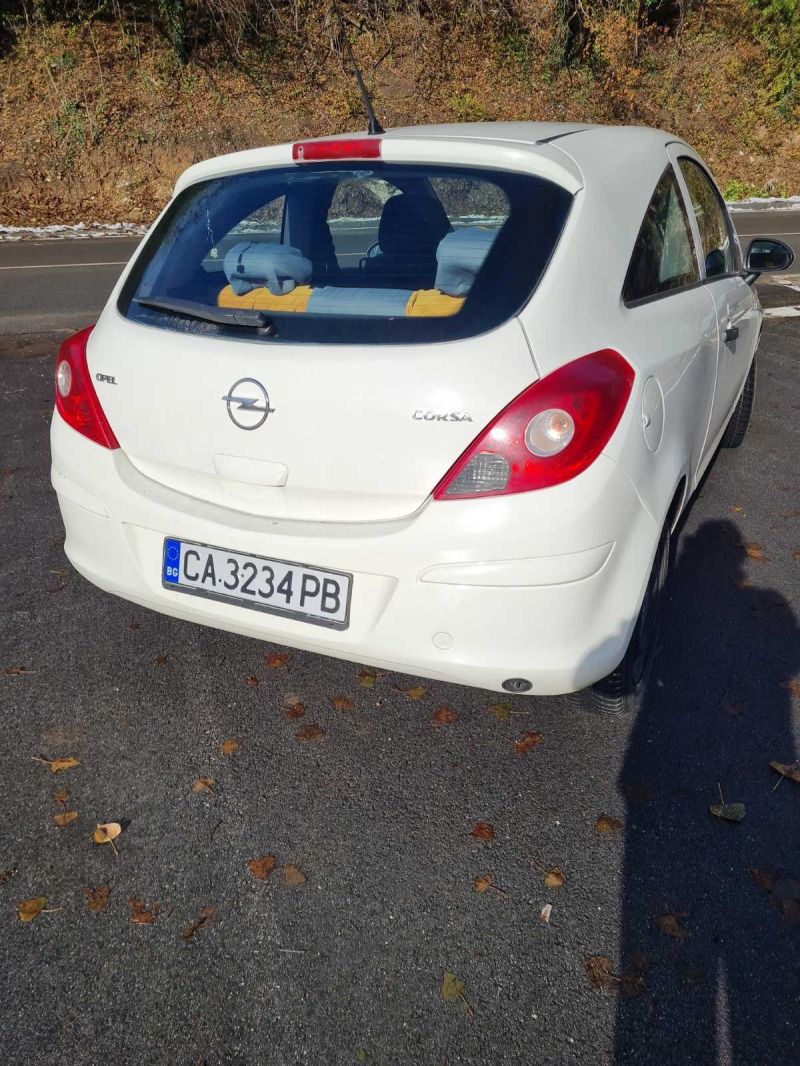 Opel Corsa, снимка 2 - Автомобили и джипове - 43224914