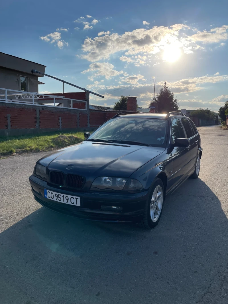 BMW 320, снимка 1 - Автомобили и джипове - 47658780