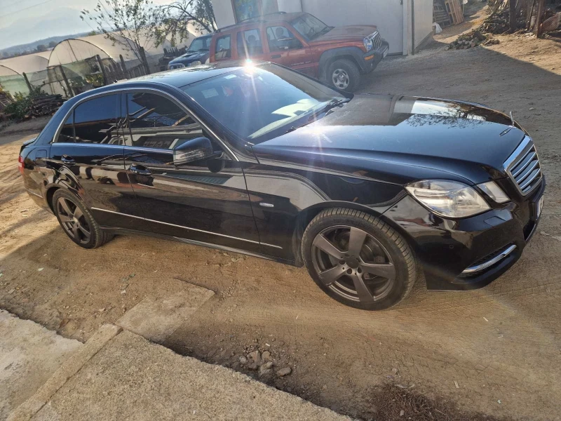 Mercedes-Benz E 350 4matic, снимка 5 - Автомобили и джипове - 48361183