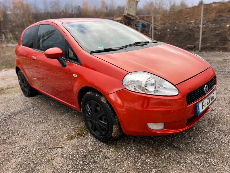 Fiat Punto 1.4i Klimatik//Euro4/, снимка 1 - Автомобили и джипове - 48083384