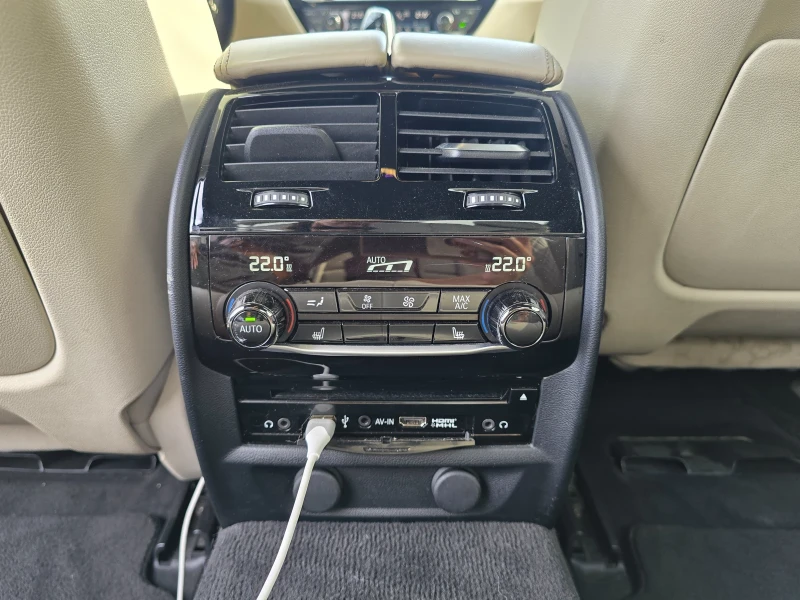 BMW 540 i xDrive ВСИЧКО ПЛАТЕНО FULL EXTRAS, снимка 14 - Автомобили и джипове - 51691130