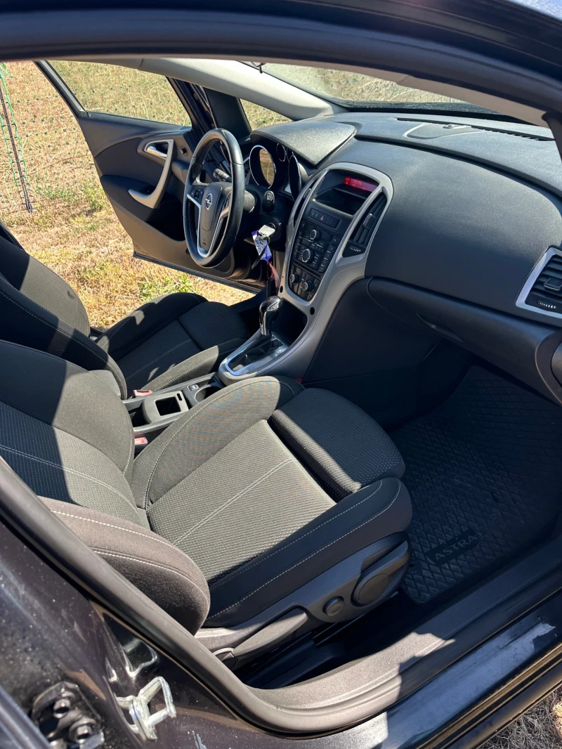 Opel Astra 1.6 I  ABТОМАТ, снимка 15 - Автомобили и джипове - 51794871