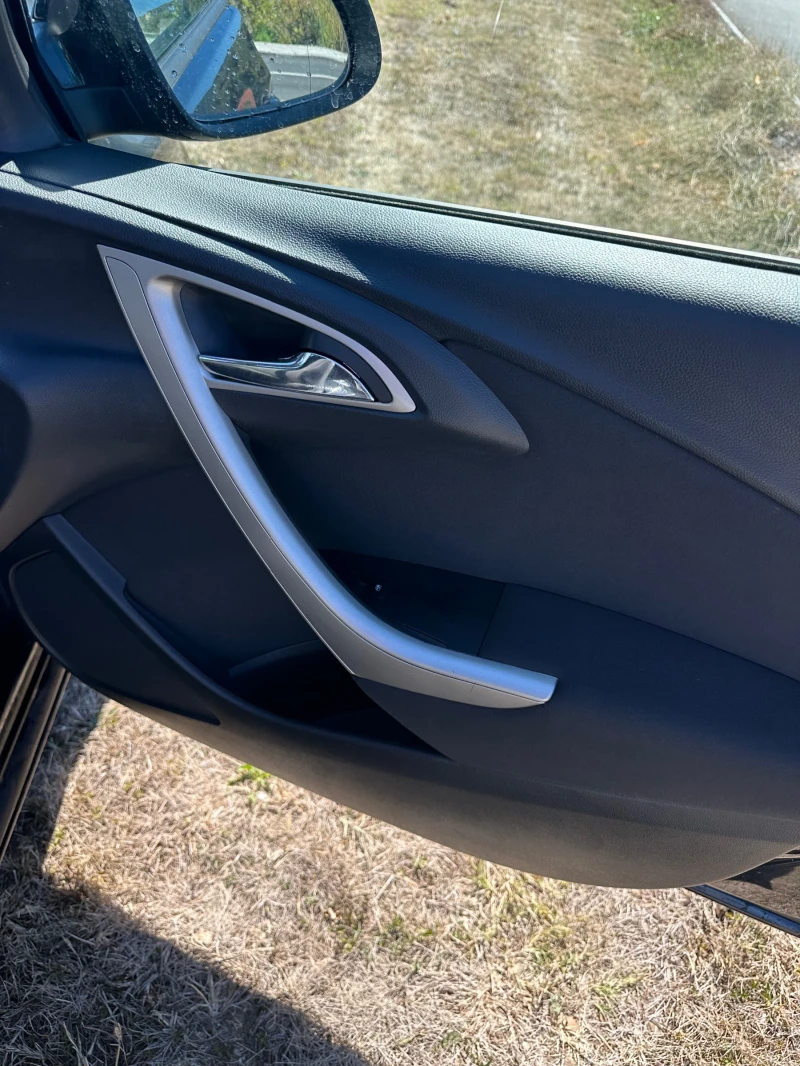 Opel Astra 1.6 I  ABТОМАТ, снимка 16 - Автомобили и джипове - 51794871