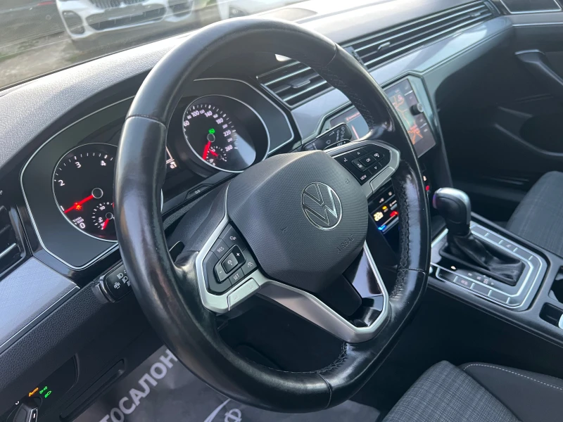 VW Passat FACELIFT 2.0TDI-150 DSG DISTR. KEY LESS GO, снимка 13 - Автомобили и джипове - 52527743
