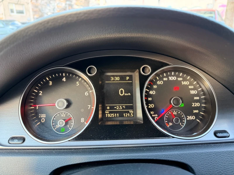 VW Passat 1.4tsi, снимка 10 - Автомобили и джипове - 53344681