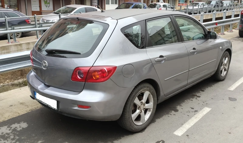 Mazda 3, снимка 13 - Автомобили и джипове - 53404414