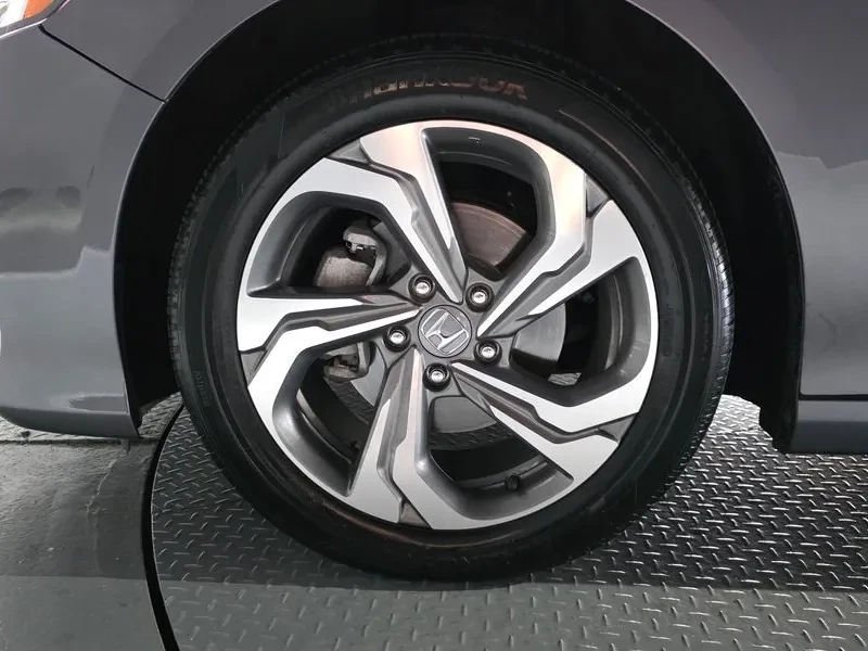 Honda Accord 10Th Generation 1.5 Turbo, снимка 5 - Автомобили и джипове - 55951278