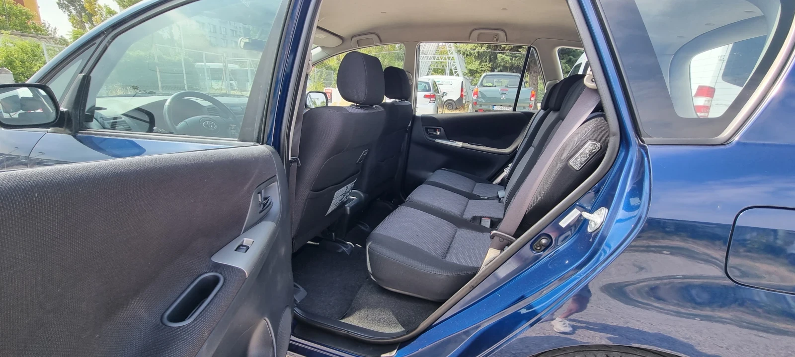 Toyota Corolla verso 2.0 d4d 115k.c ITALIA  | Mobile.bg   12