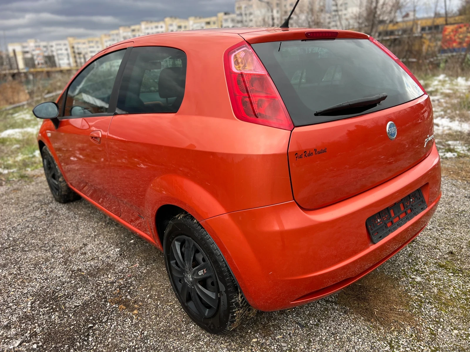 Fiat Punto 1.4i Klimatik//Euro4 - изображение 3