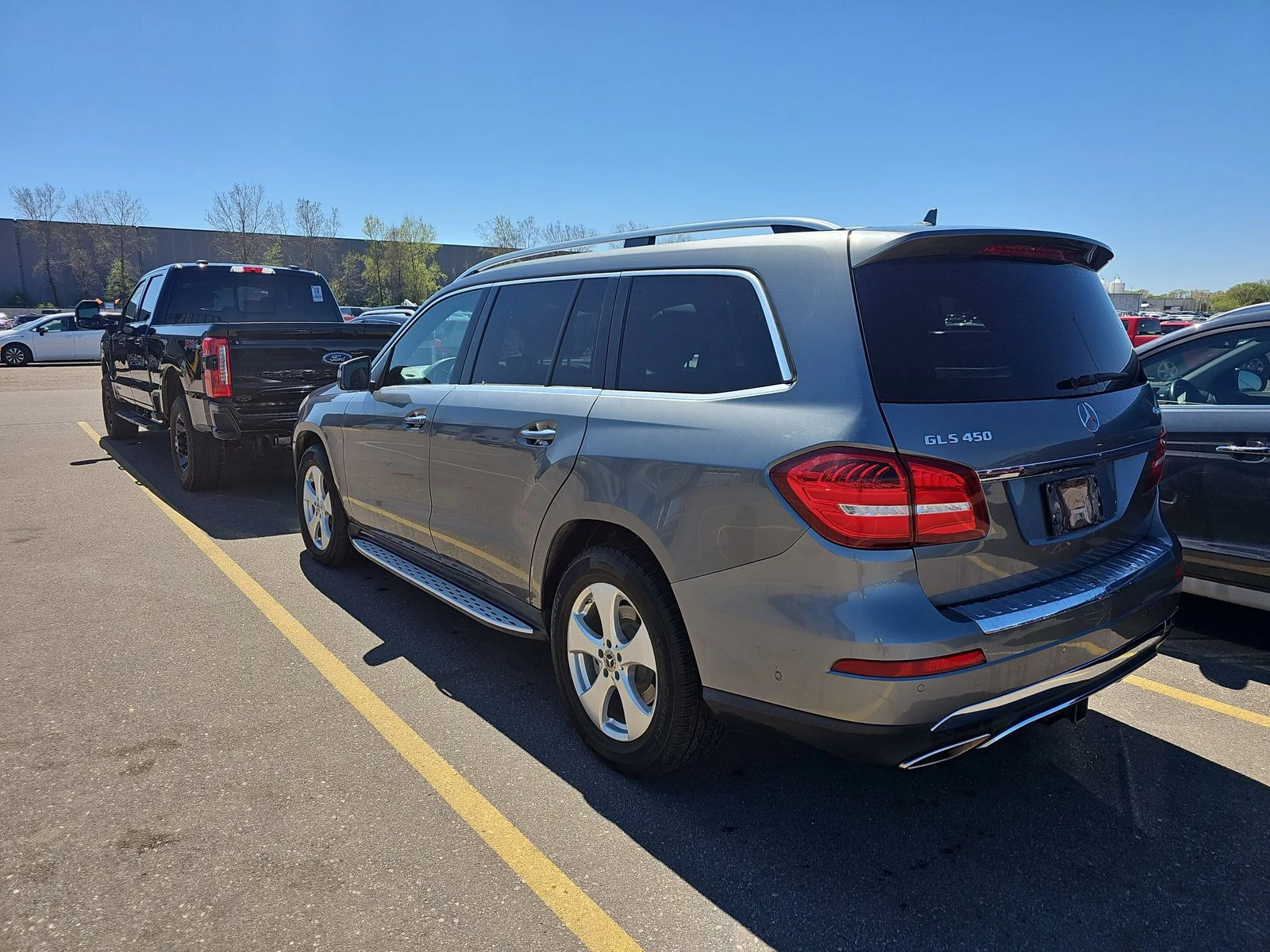 Mercedes-Benz GLS 450 4MATIC - изображение 4