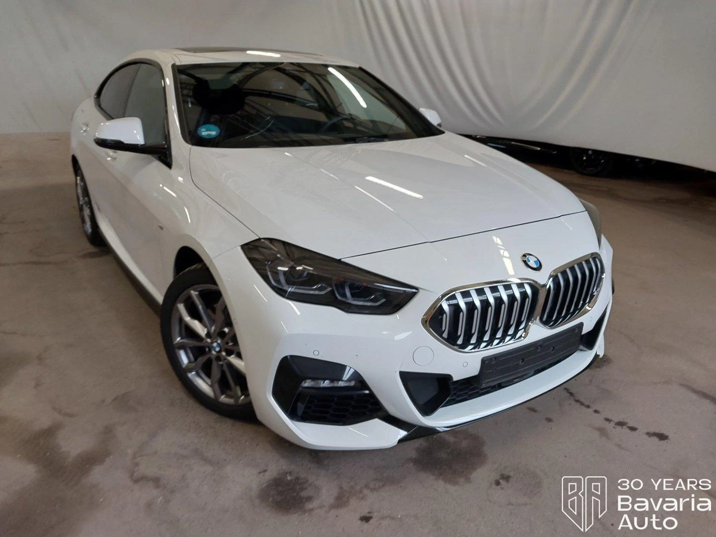 BMW 218 i Gran Coupe  Steptronic M Sport Paket - изображение 4
