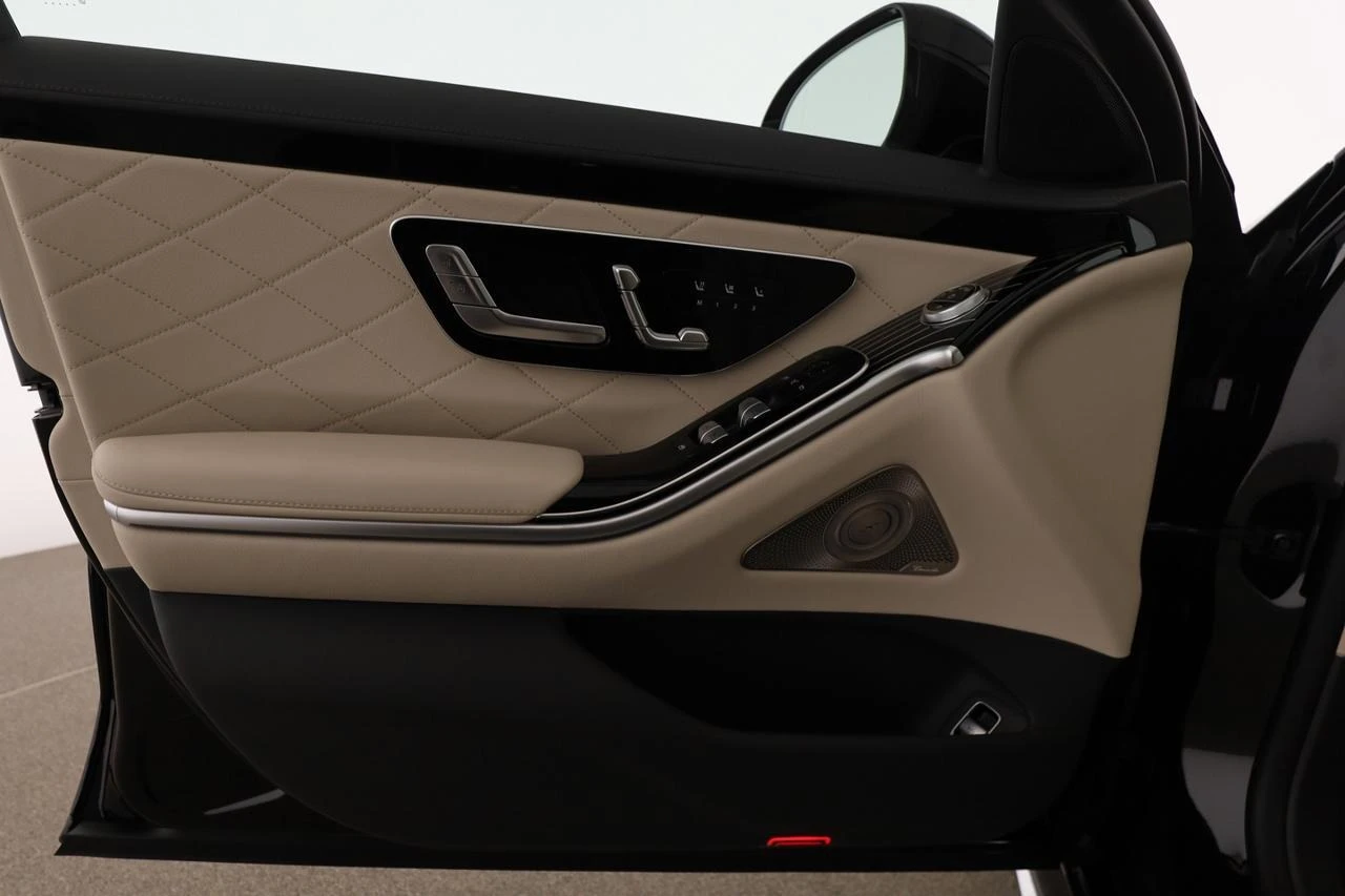 Mercedes-Benz S 580 AMG/LONG/4-MATIC/MANUFAKTUR/EXCLUSIV/PANO/BURM/HUD - изображение 8