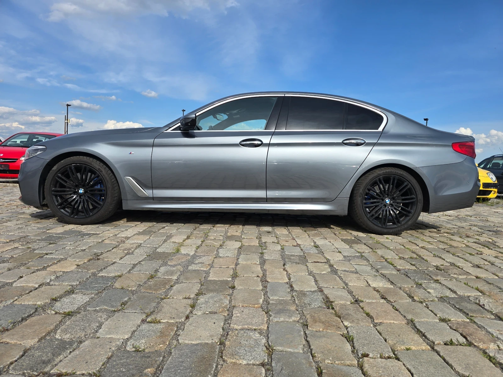 BMW 540 i xDrive ВСИЧКО ПЛАТЕНО FULL EXTRAS - изображение 4