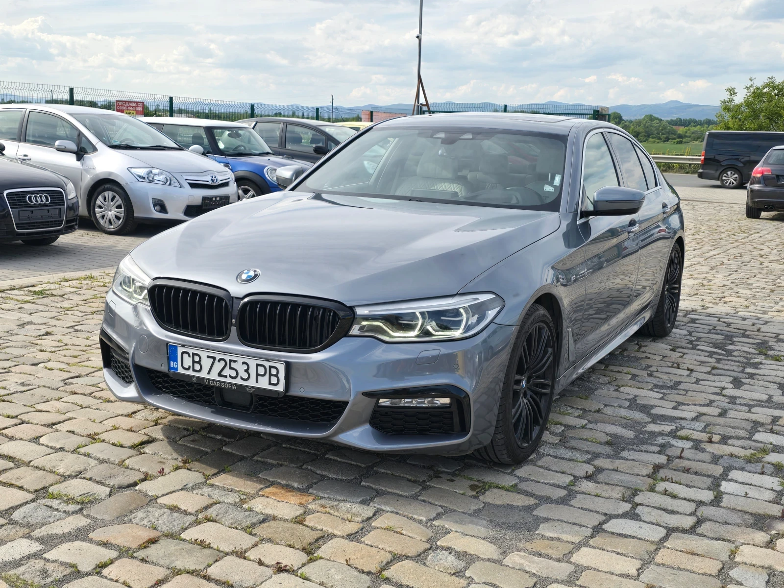 BMW 540 i xDrive ВСИЧКО ПЛАТЕНО FULL EXTRAS - изображение 3
