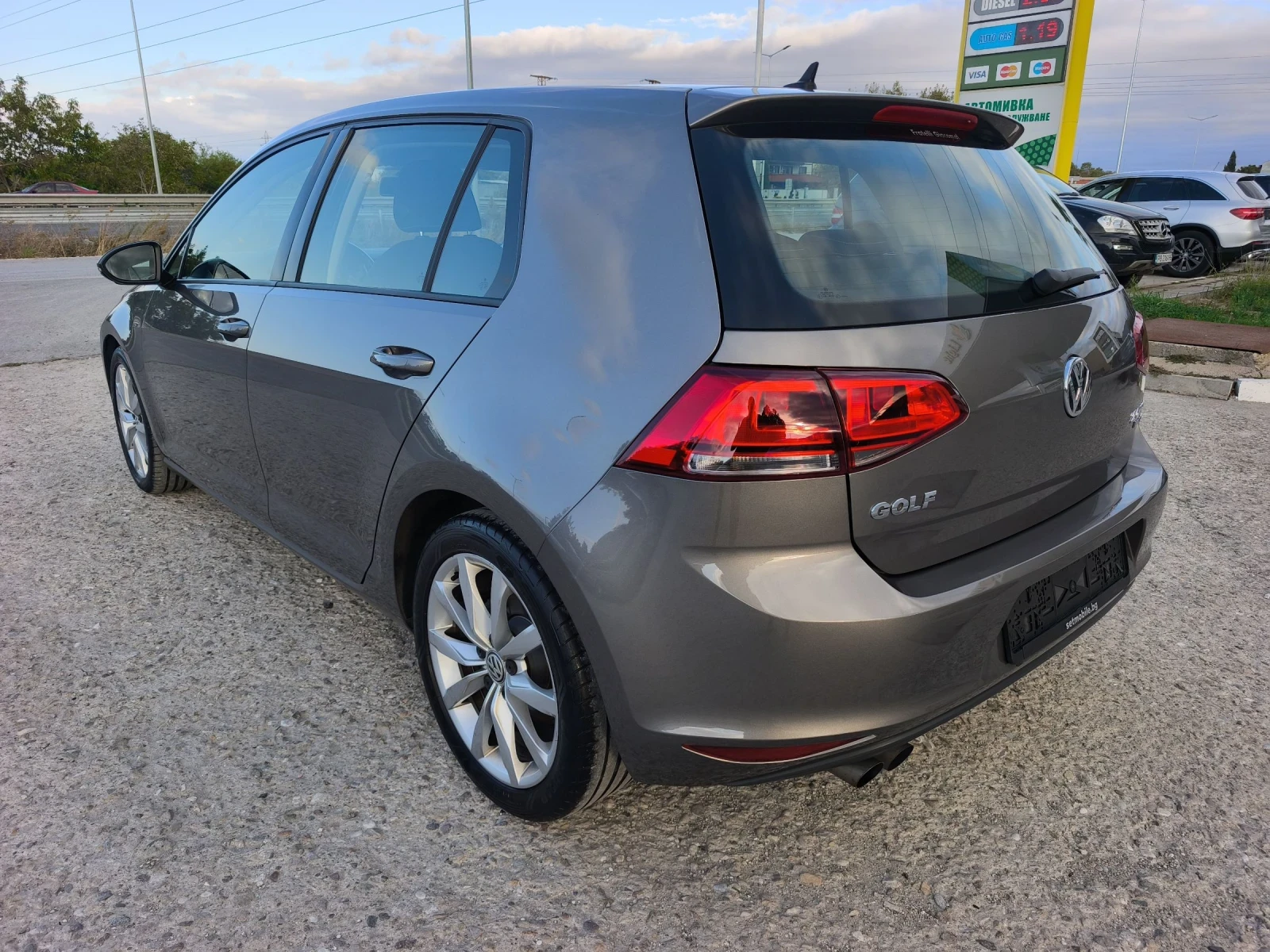 VW Golf 2.0TDI HIGH LINE LED NAVI FULL SERVICE NEW !!! - изображение 5