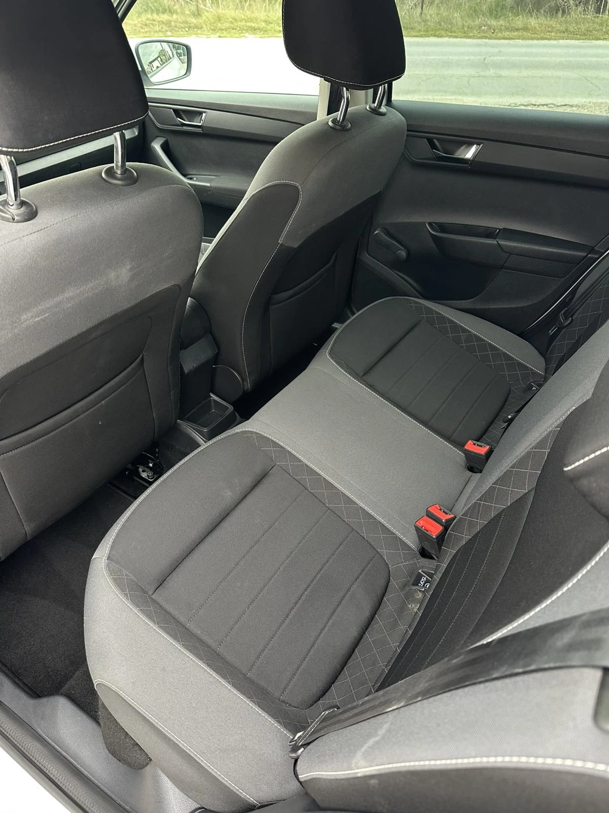 Skoda Fabia 1.0 / / | Mobile.bg   11