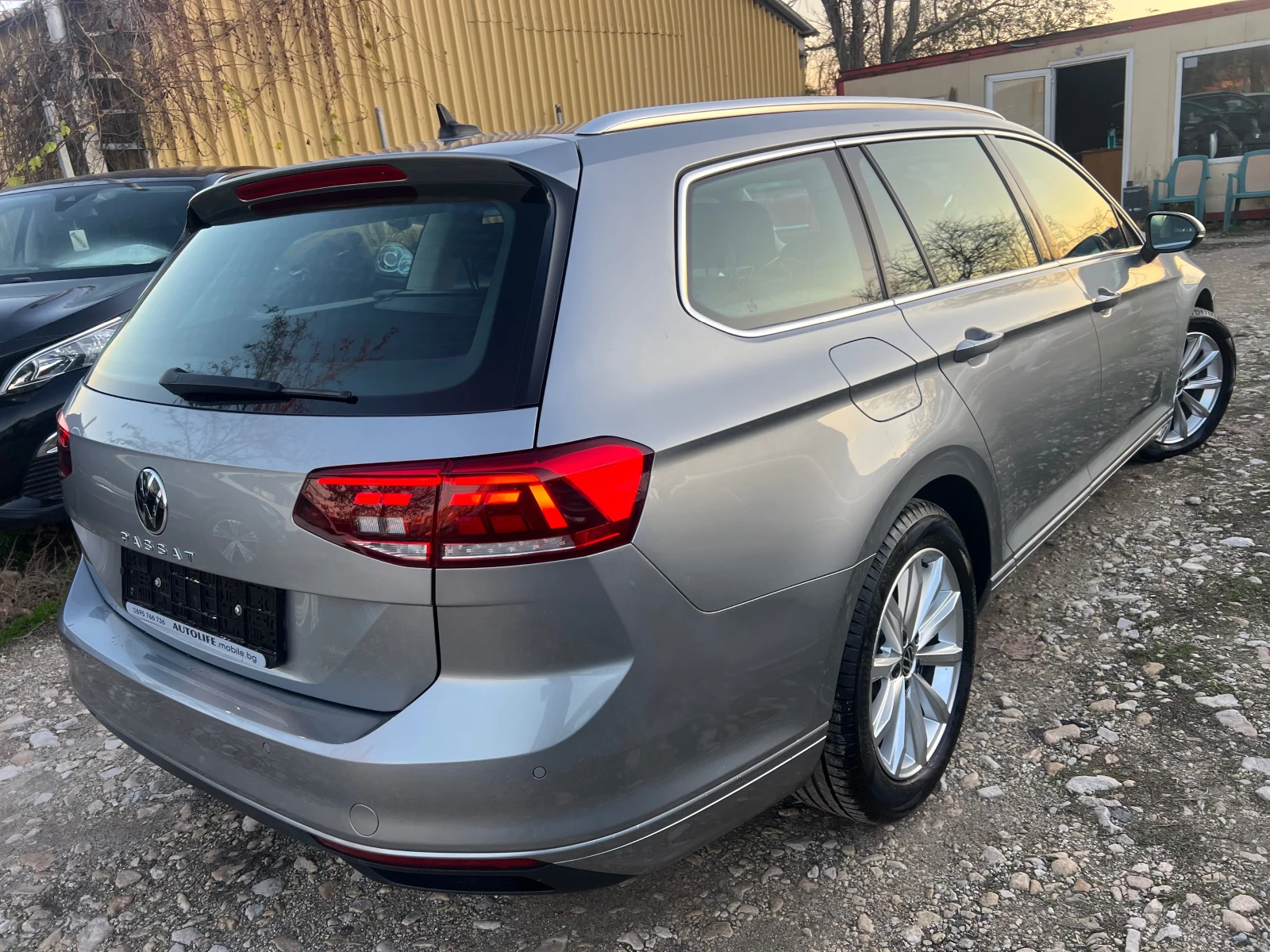 VW Passat FACELIFT 2.0TDI-150 DSG DISTR. KEY LESS GO | Mobile.bg   2