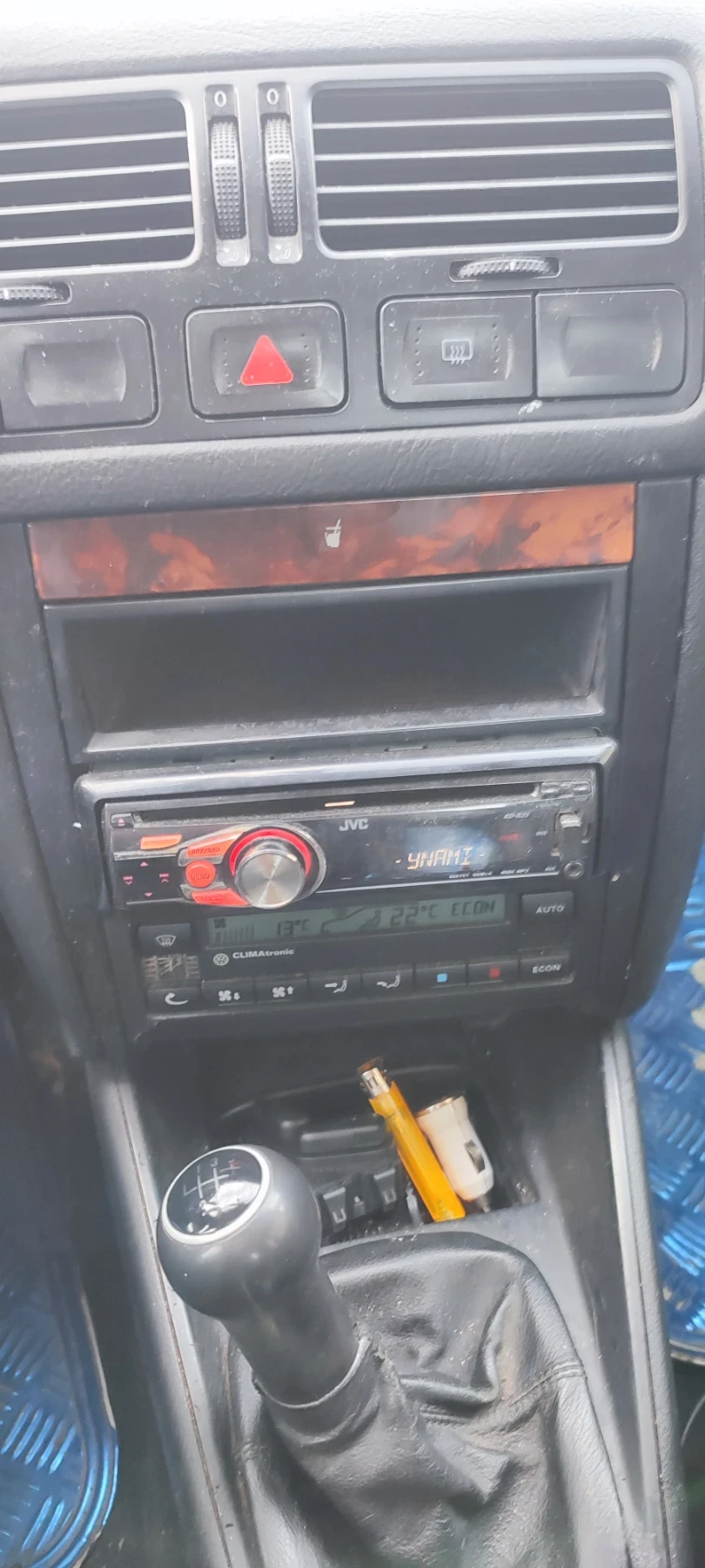 VW Bora 2.0 /   | Mobile.bg   13