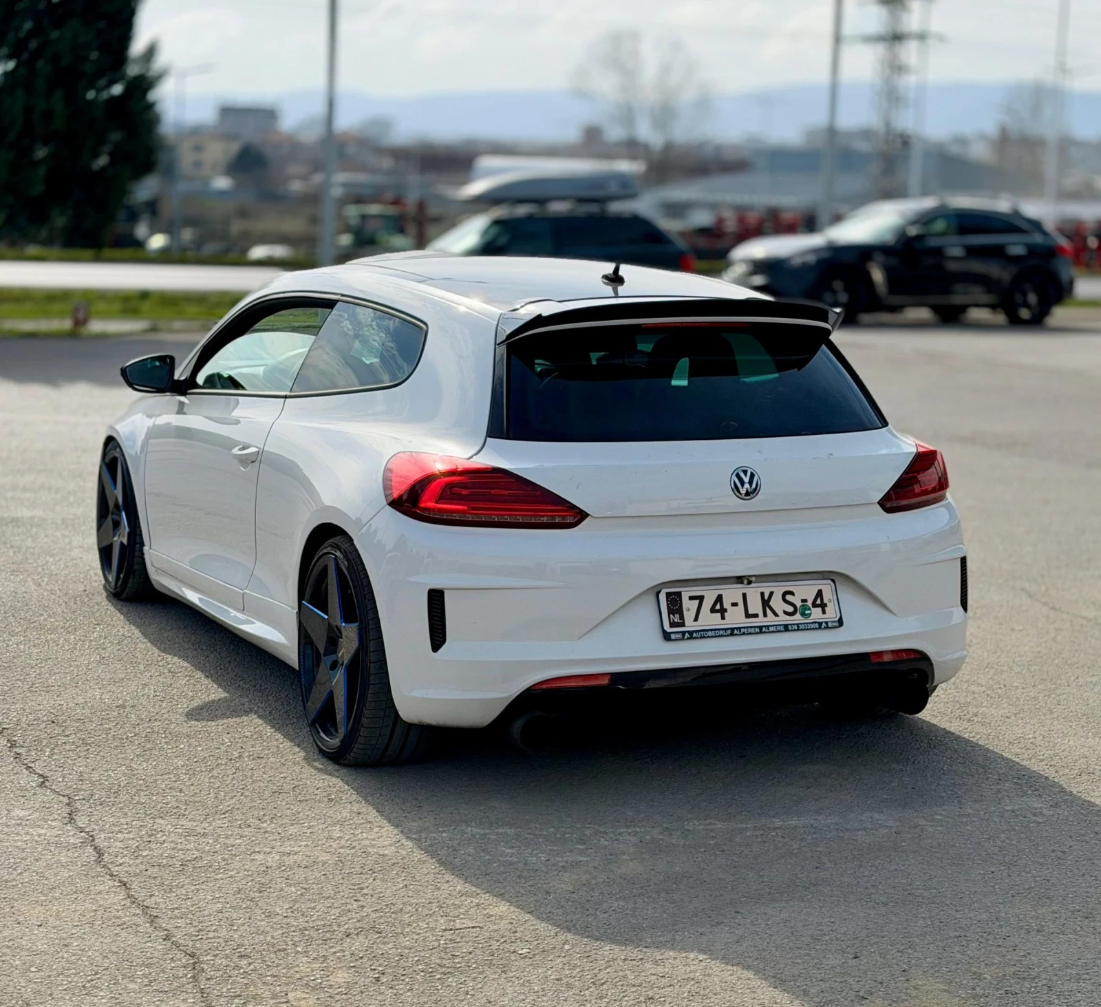 VW Scirocco 2.0TDI/Commonrail, снимка 15 - Автомобили и джипове - 53892118