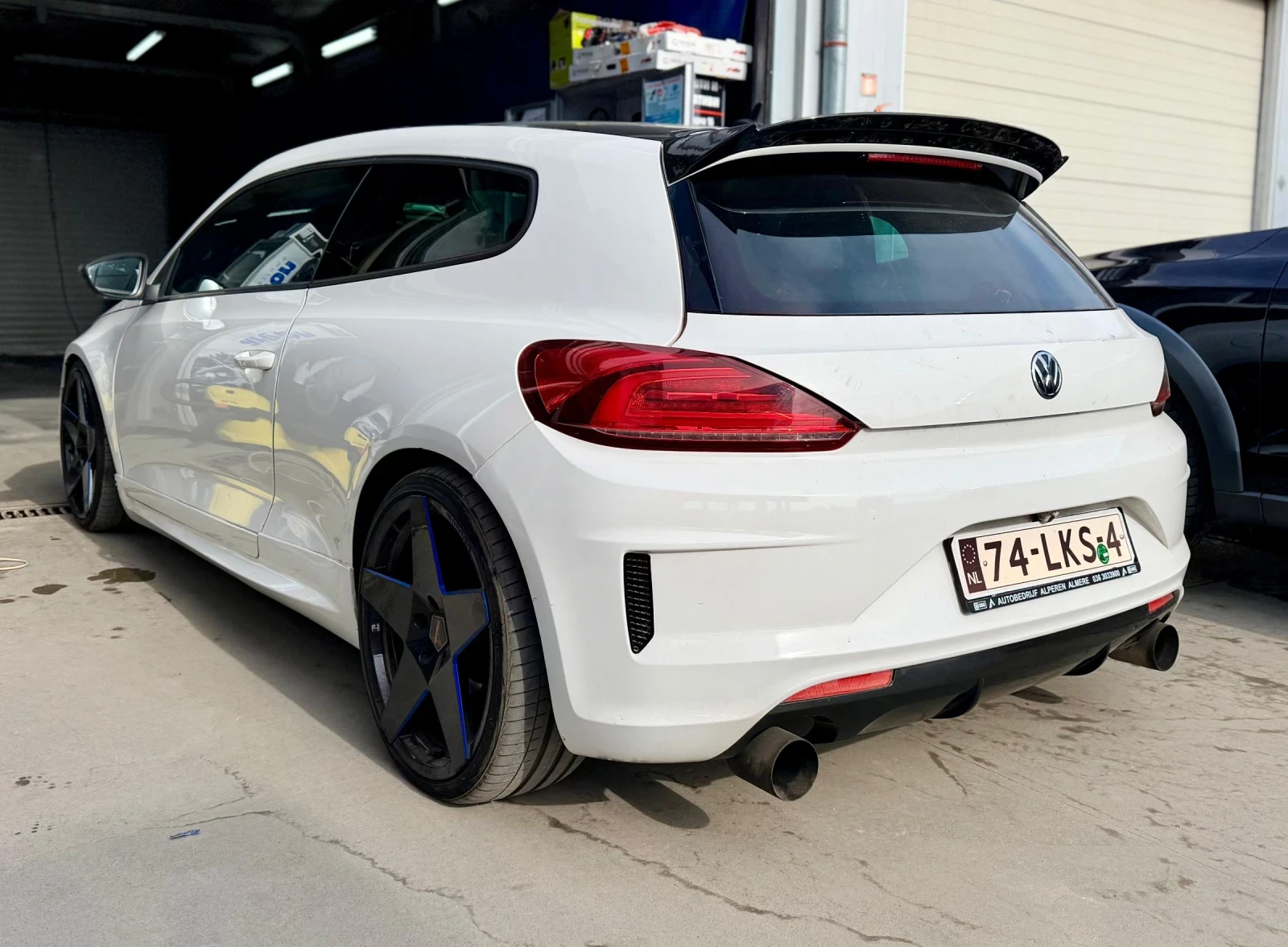 VW Scirocco 2.0TDI/Commonrail, снимка 13 - Автомобили и джипове - 53892118