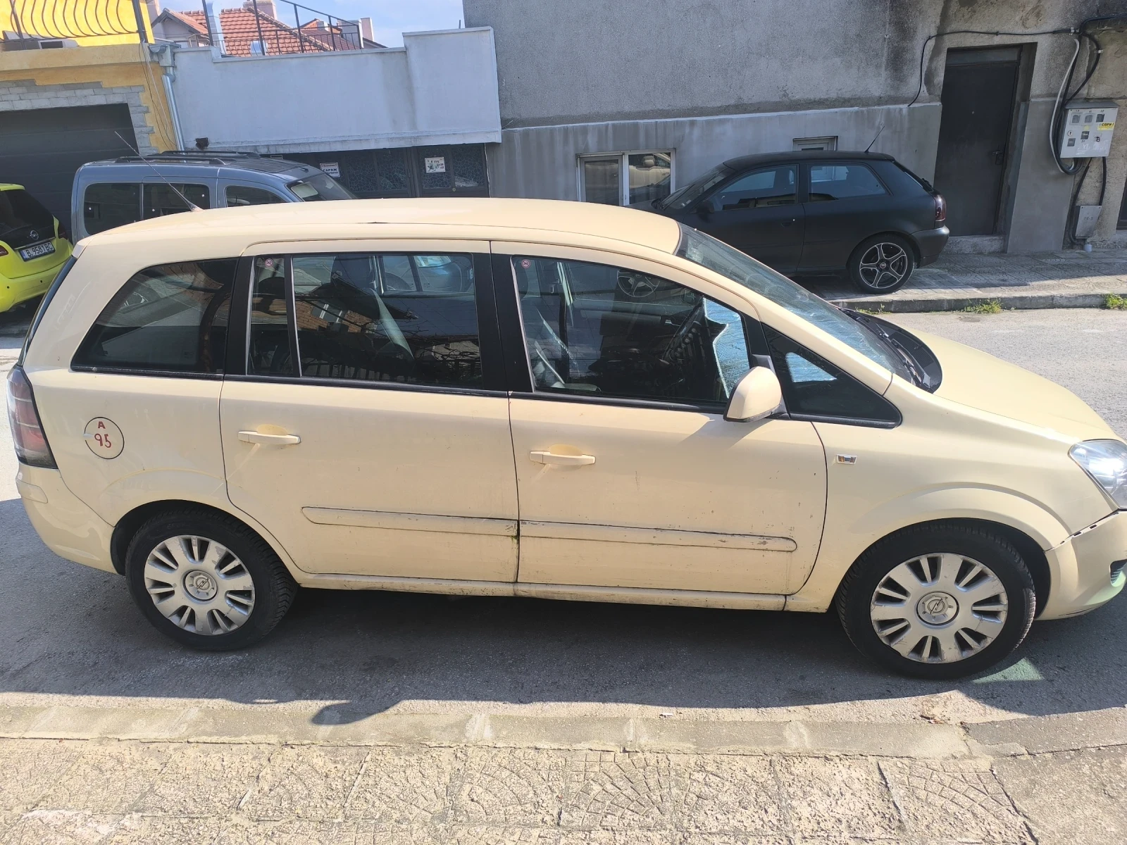 Opel Zafira 6+ 1, снимка 4 - Автомобили и джипове - 54435807