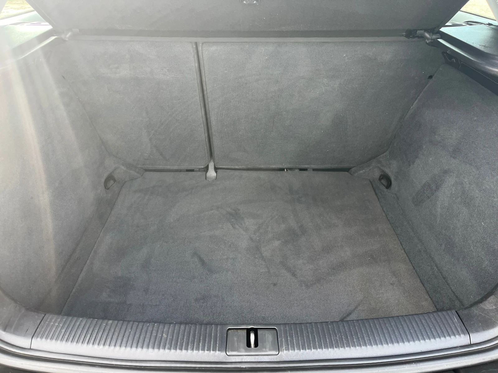 Audi A3 1.6TDI-90-NAVI-FEIS-ITALIA, снимка 15 - Автомобили и джипове - 54048031