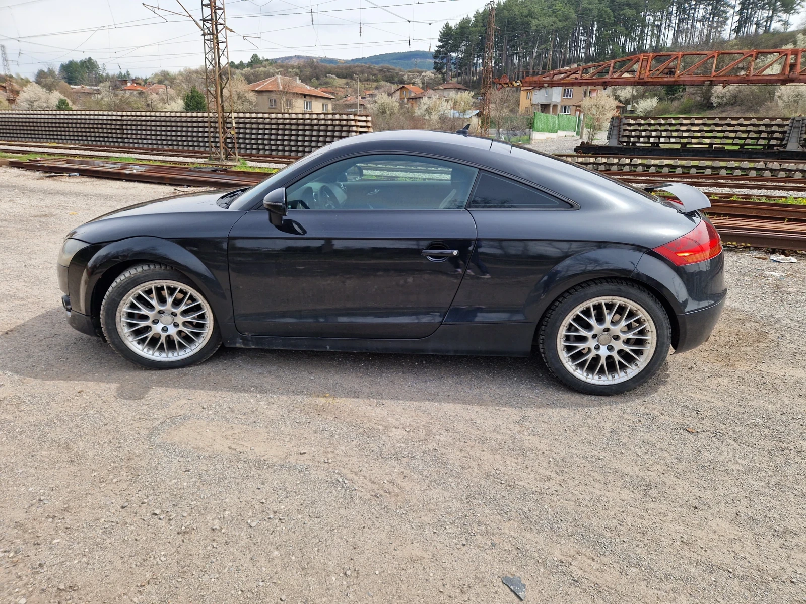 Audi Tt 2.0T TFSI, снимка 8 - Автомобили и джипове - 54180588