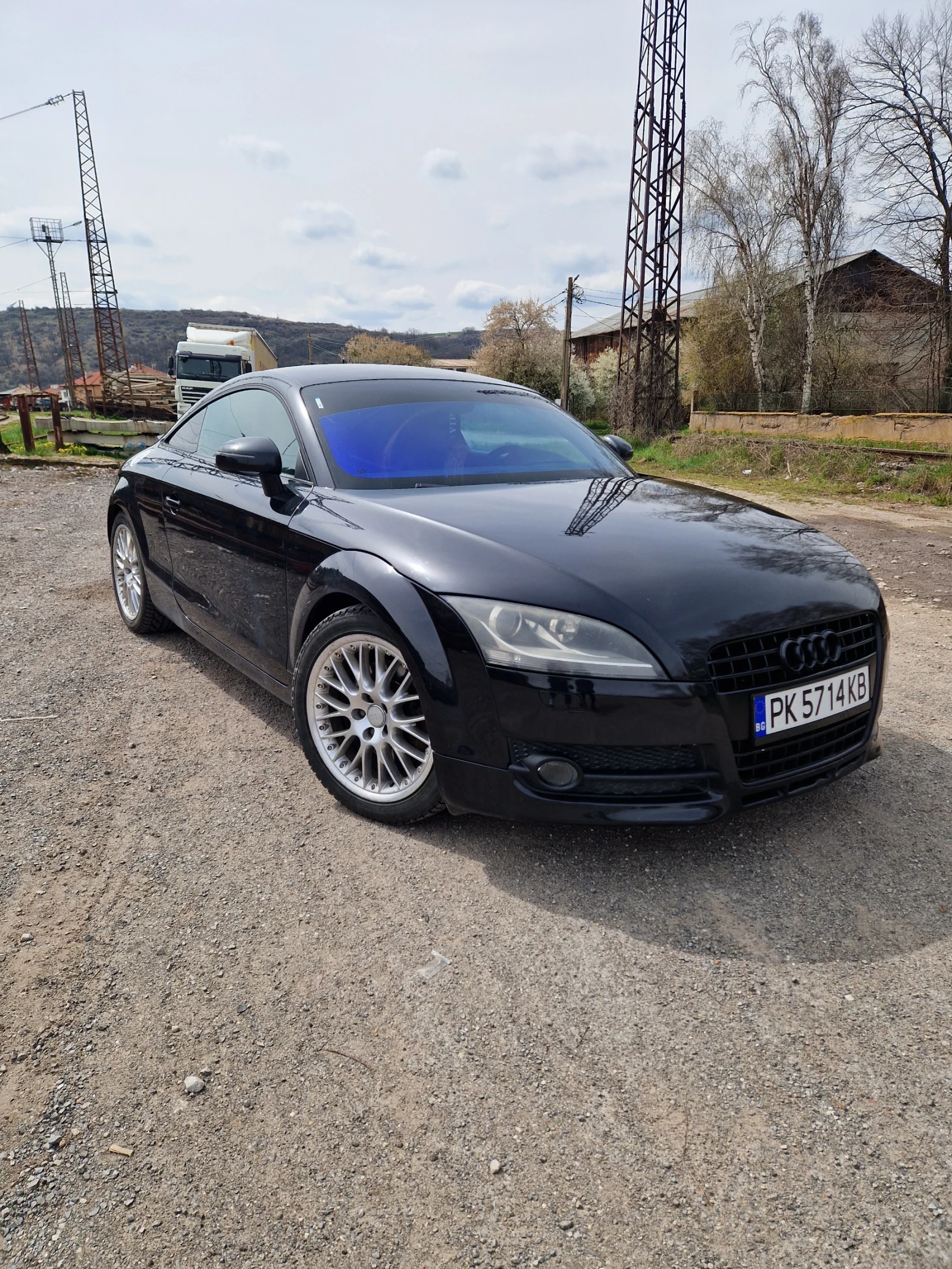 Audi Tt 2.0T TFSI, снимка 3 - Автомобили и джипове - 54180588