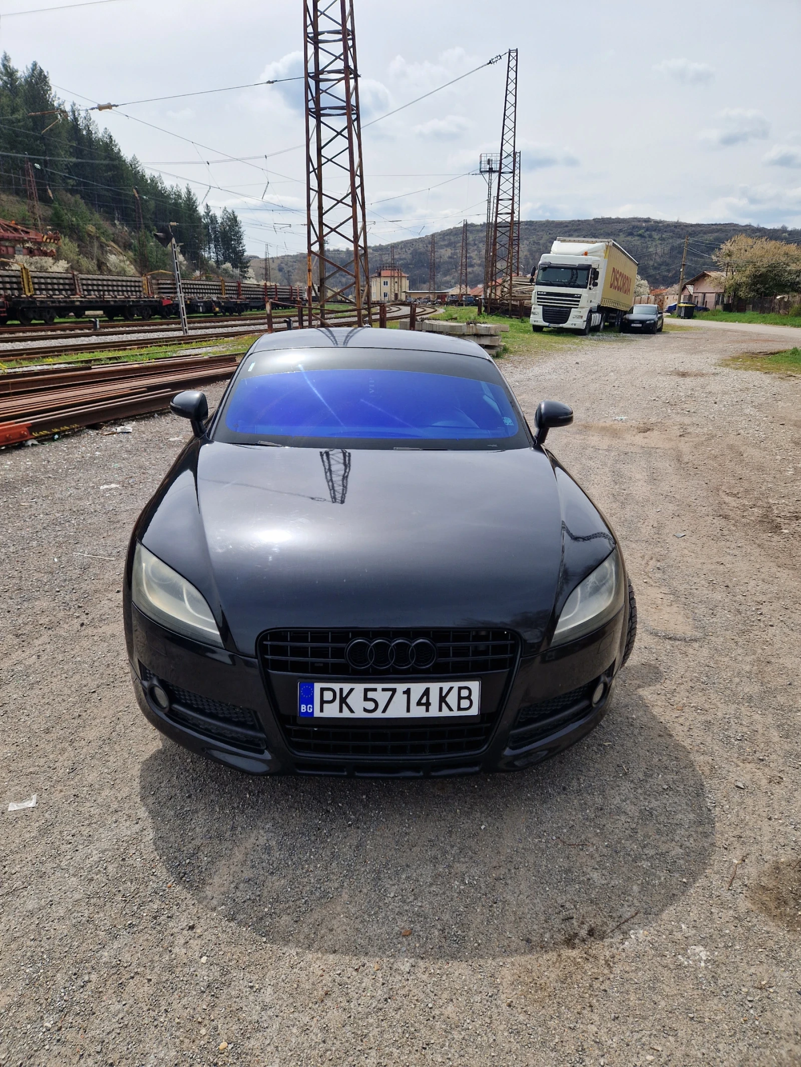 Audi Tt 2.0T TFSI, снимка 2 - Автомобили и джипове - 54180588