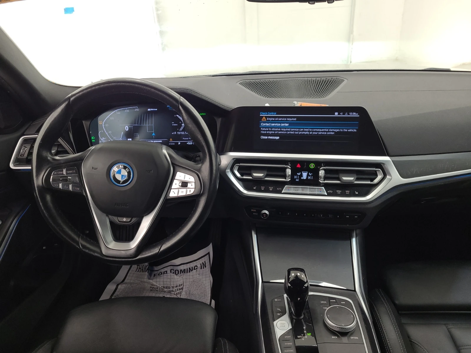BMW 330 e xDrive Plug-In Hybrid, снимка 10 - Автомобили и джипове - 54397340