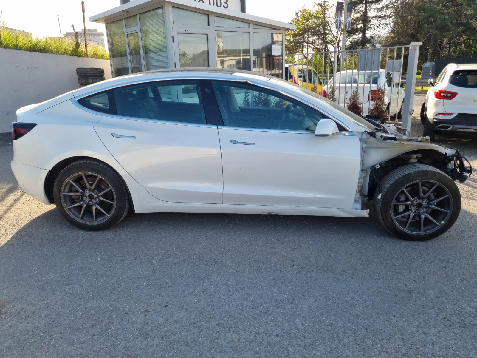 Tesla Model 3 LONG RANGE* AWD* ����������*  | Mobile.bg � ����������� 13