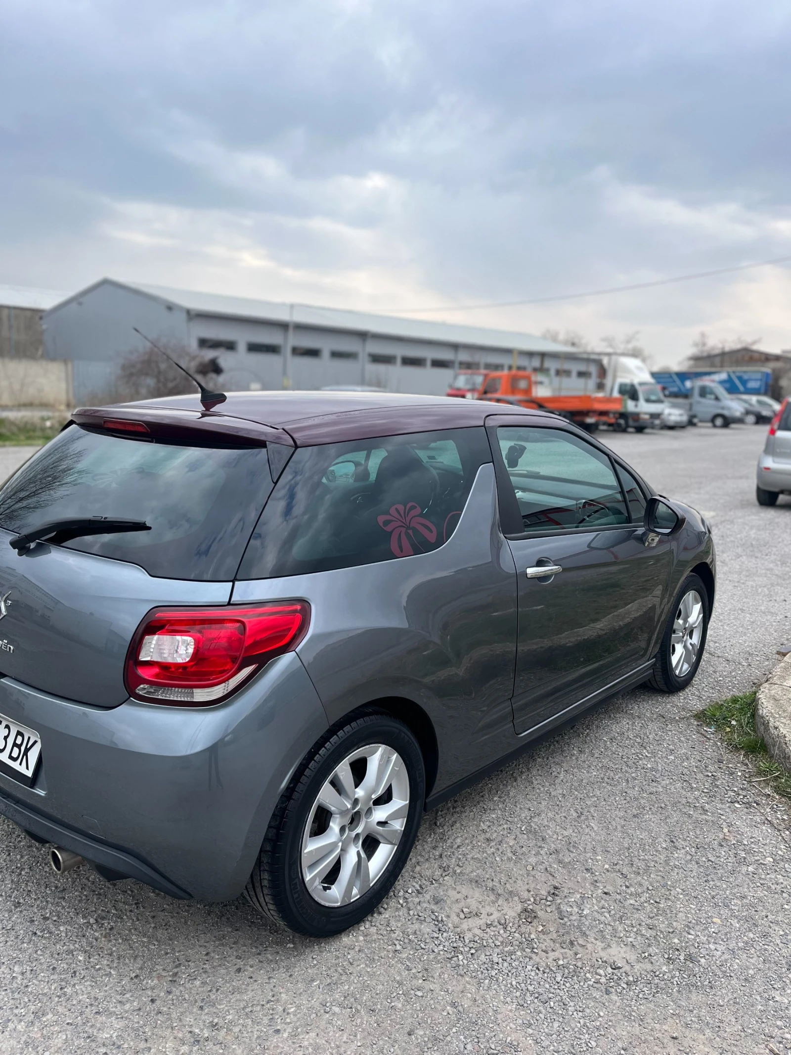 Citroen DS3, снимка 11 - Автомобили и джипове - 54534522