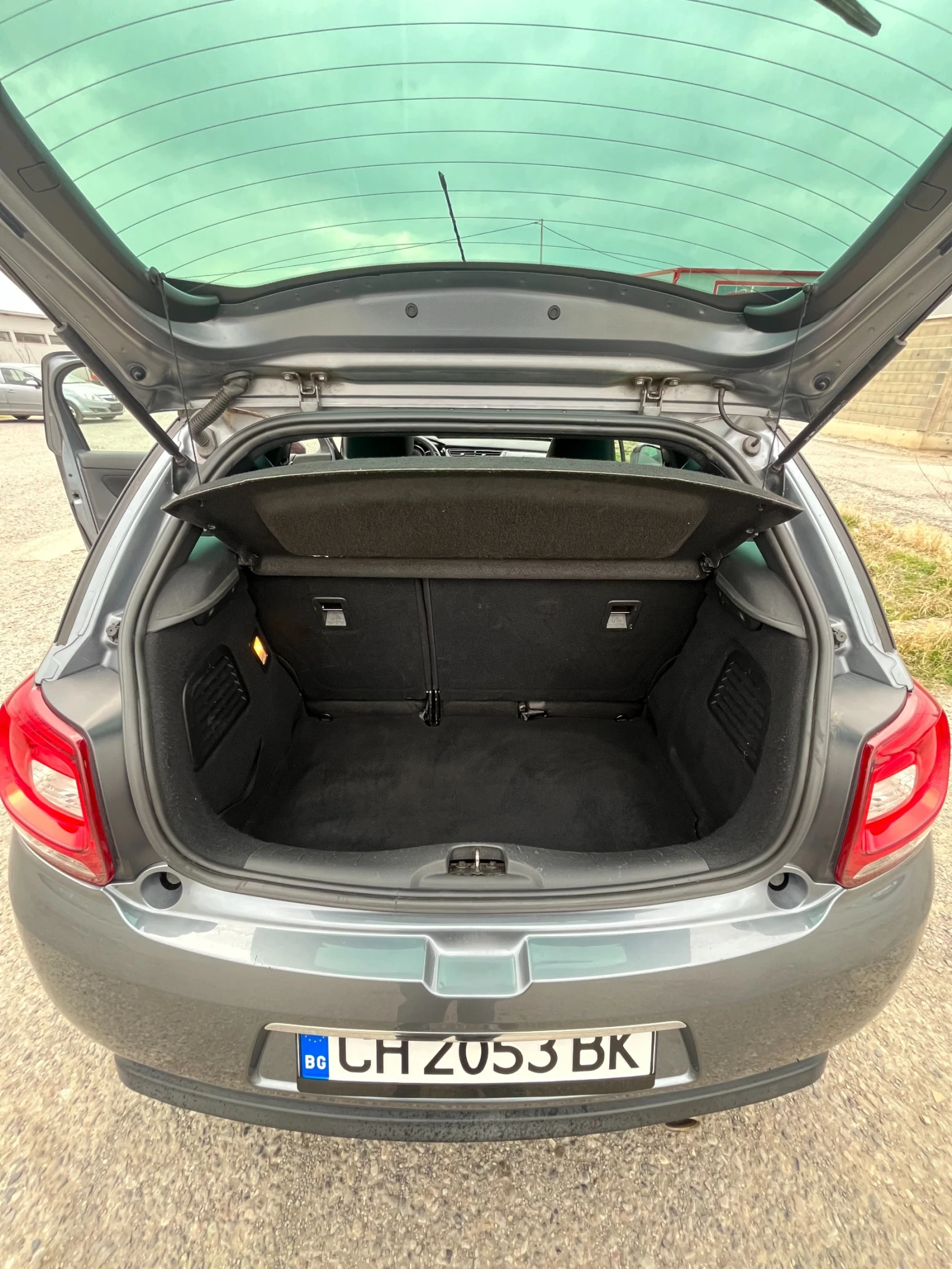 Citroen DS3, снимка 6 - Автомобили и джипове - 54534522